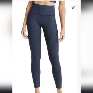 Beyond Yoga Caught in the Midi High Waist Leggings M